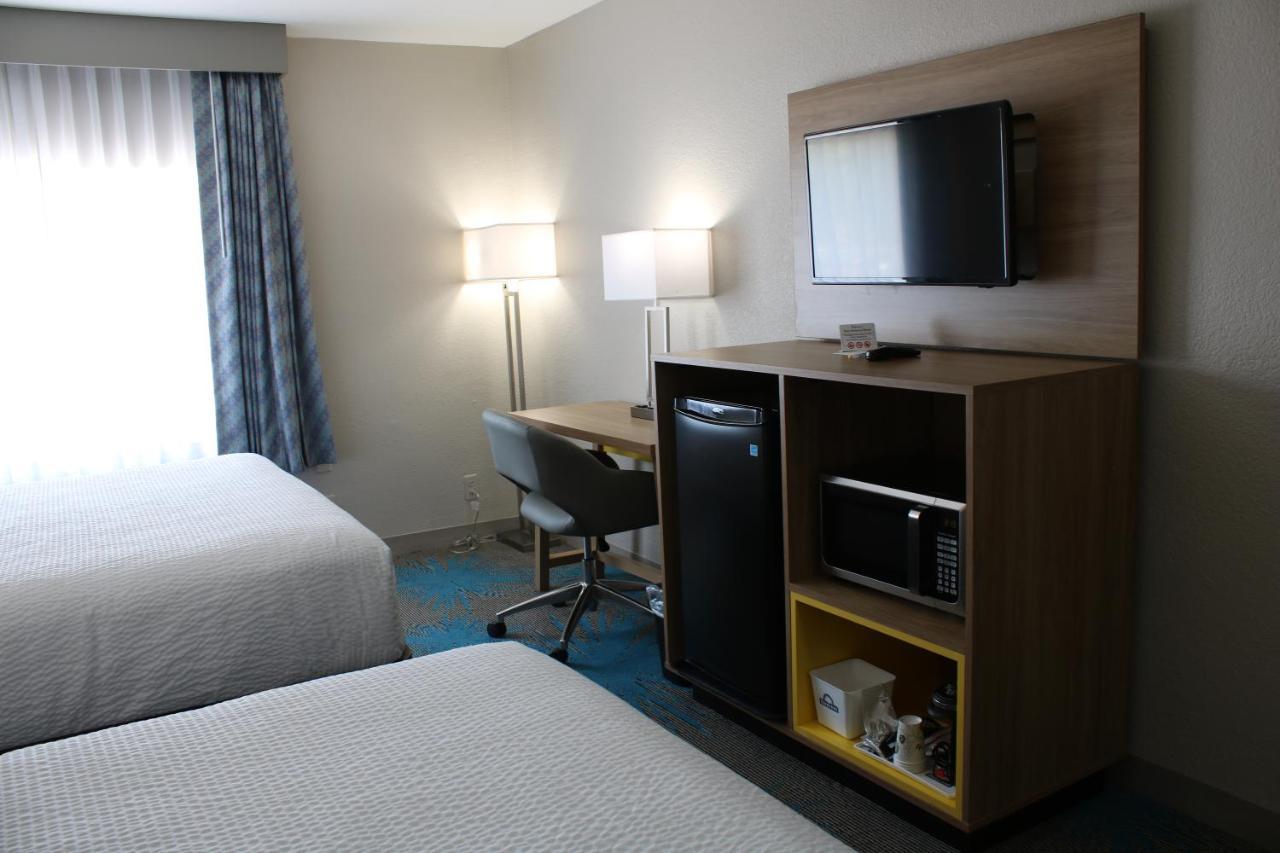 Days Inn By Wyndham Waco University Area Eksteriør billede