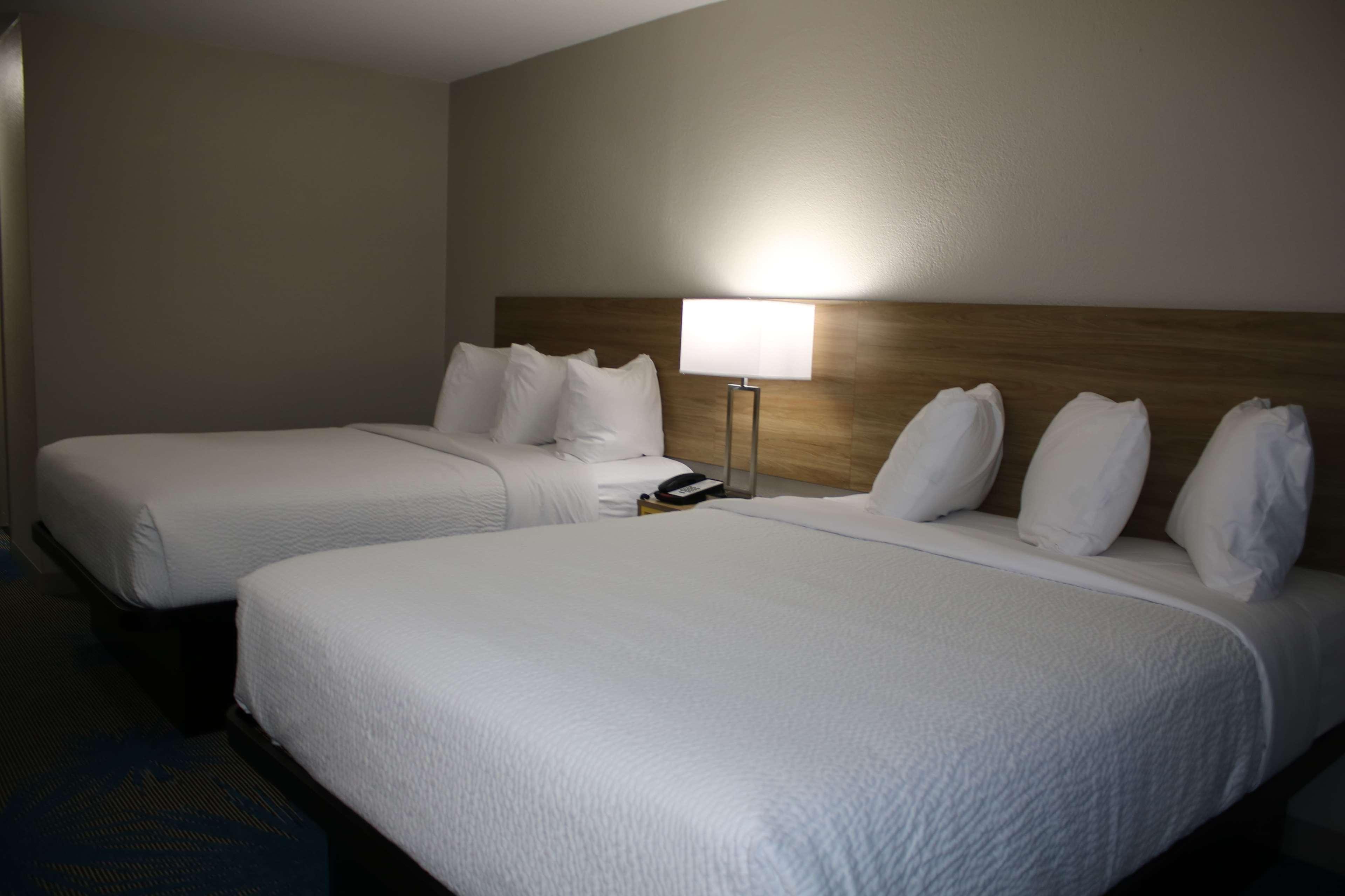 Days Inn By Wyndham Waco University Area Eksteriør billede