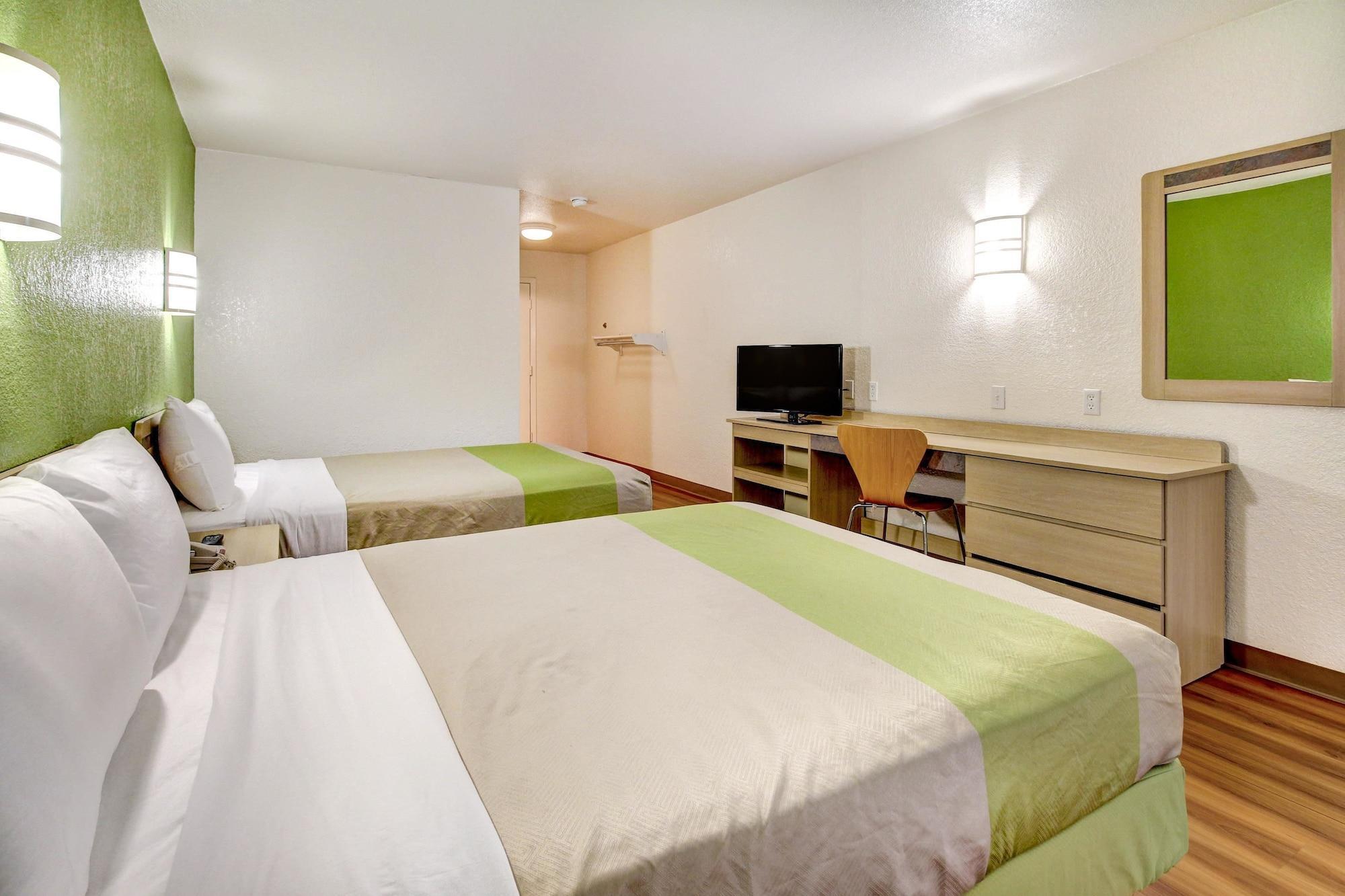 Days Inn By Wyndham Waco University Area Eksteriør billede