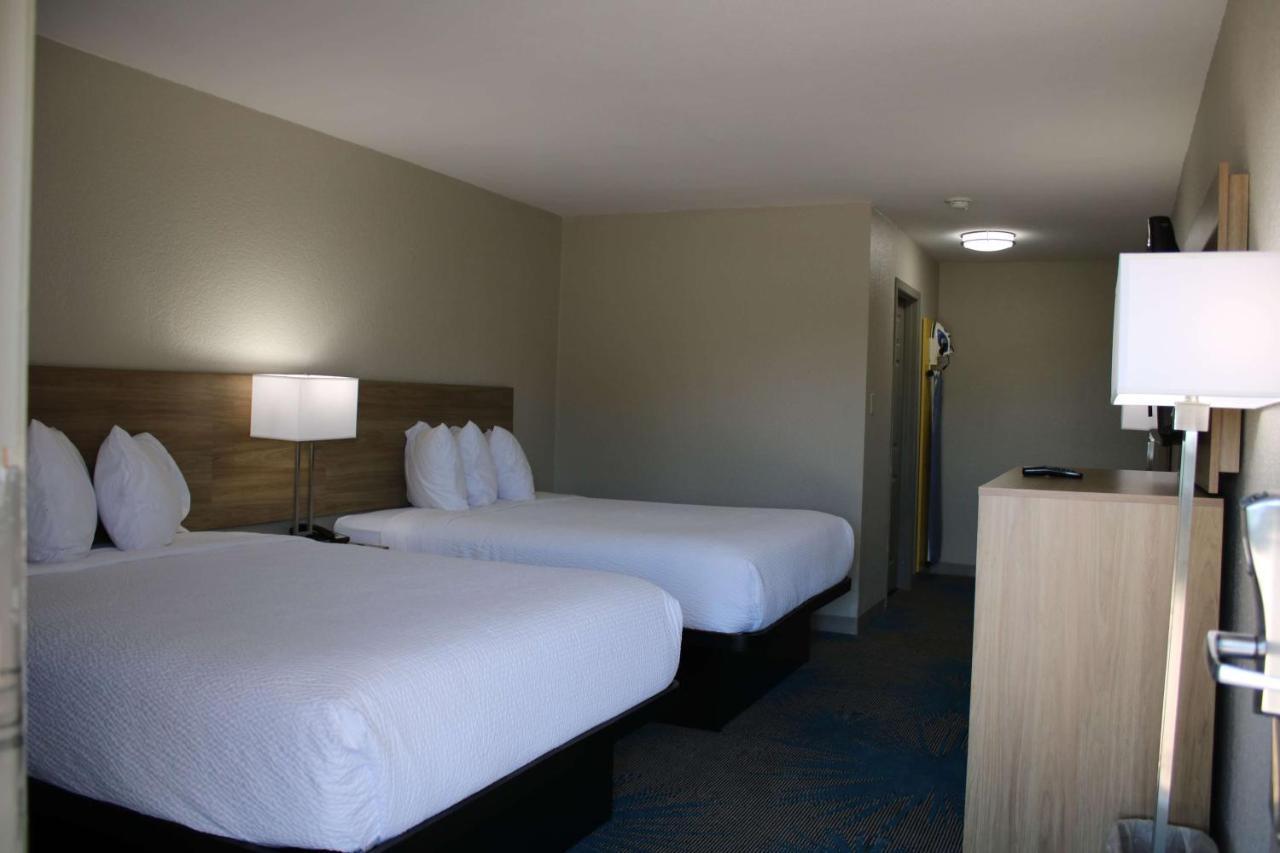 Days Inn By Wyndham Waco University Area Eksteriør billede