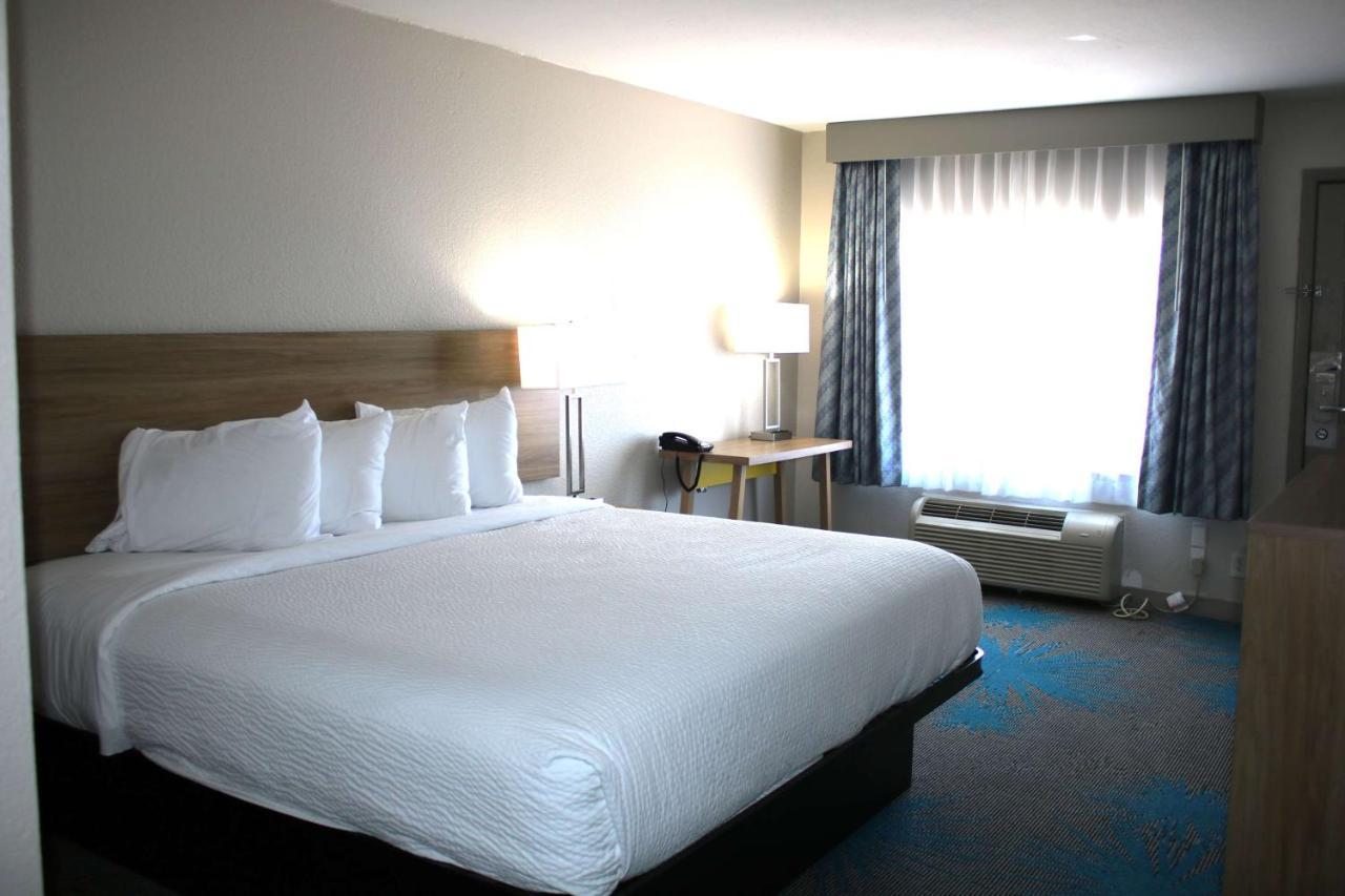 Days Inn By Wyndham Waco University Area Eksteriør billede